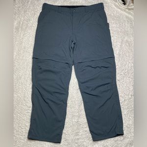 L.L Bean hiking pants size L